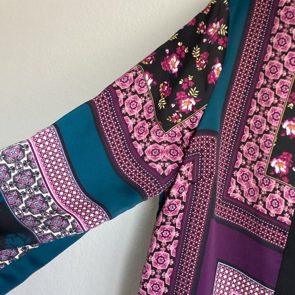 \Chico’s\• Silky Feel Kimono - Picture 8 of 14